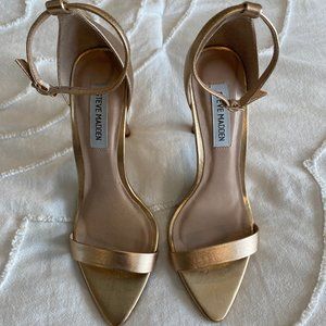 Steve Madden Gold Pointed Toe Heels